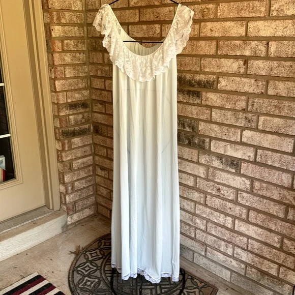Nos Lucie Ann Beverly Hills S Light Blue1960s Gown Full Sweep